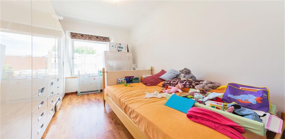 			NEW INSTRUCTION, 2 Bedroom, 1 bath, 1 reception Flat			 Malvern Road, MAIDA VALE